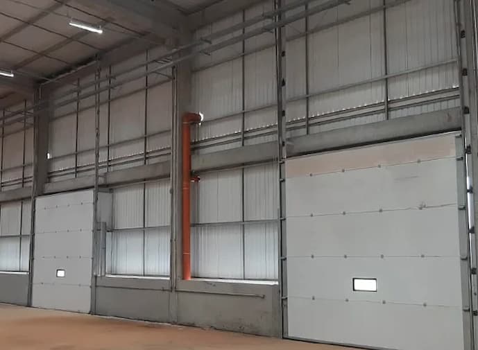 Conheça a porta seccionada guilhotina da Tecnodock