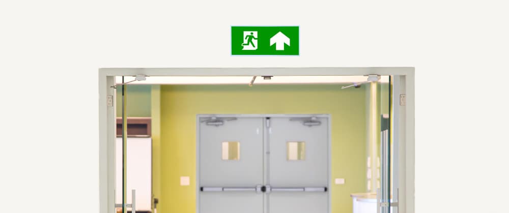 Quando instalar porta corta fogo em docas e depósitos