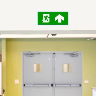 Quando instalar porta corta fogo em docas e depósitos