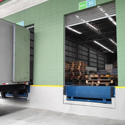 Vantagens de usar plataforma niveladora de docas em armazéns de alto gírio