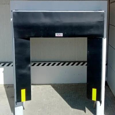 Conheça a fábrica de portas de aço Tecnodock