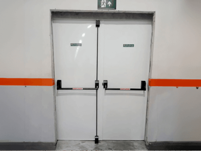 A importância da porta corta-fogo dupla em edificações